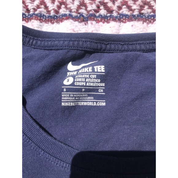 𝑵𝒊𝒌𝒆 𝑻𝒆𝒆-𝑺𝒉𝒊𝒓𝒕 ✌︎︎ - Picture 4 of 4